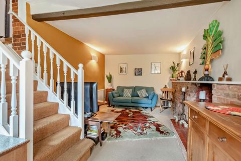 1 Bartholomew Terrace, Exeter, EX4 3BW
