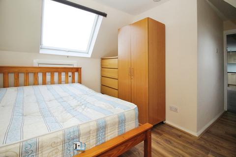 6 bedroom flat for sale, Cowley Court, West Street, Leyton, E11 4LG