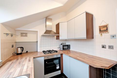 17 Bedford Place, Aberdeen, AB24 3PA