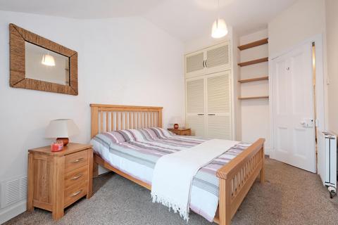 17 Bedford Place, Aberdeen, AB24 3PA