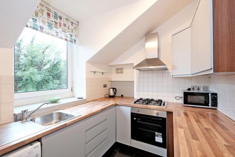 17 Bedford Place, Aberdeen, AB24 3PA
