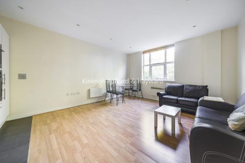 2 bedroom apartment to rent, Bromyard Avenue Acton W3