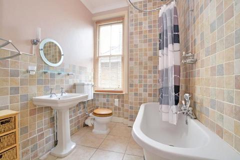 1 bedroom apartment for sale, Shooters Hill Road, Blackheath, London, SE3