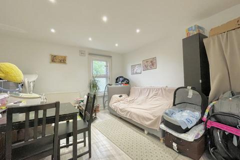 1 bedroom apartment for sale, Long Lane, London N3