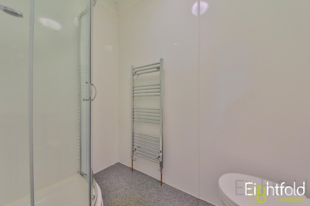 HMO Shower Room