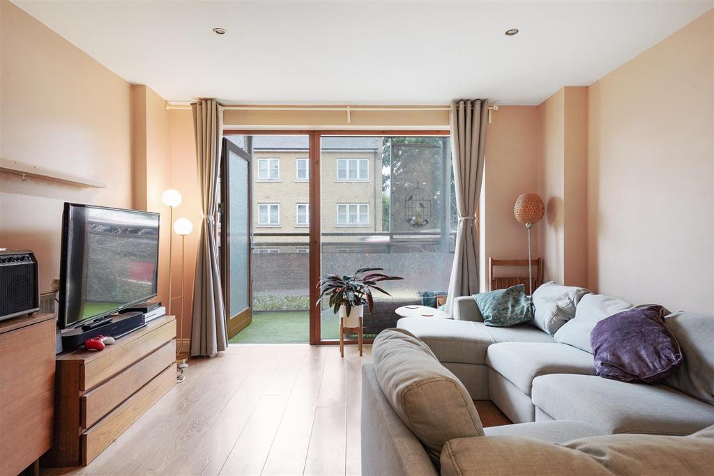 Flat 8, Pryce House - 3 Ai Ou7s7 Tb9lx SHfg T5f.jpg