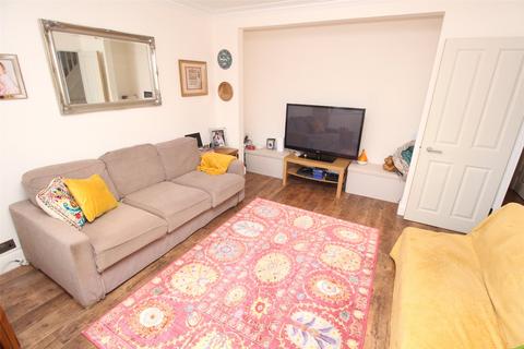 4 bedroom terraced house for sale, Burlington Rise, East Barnet EN4