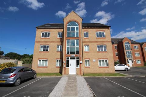 2 bedroom flat for sale, Hainsworth Park, Hull