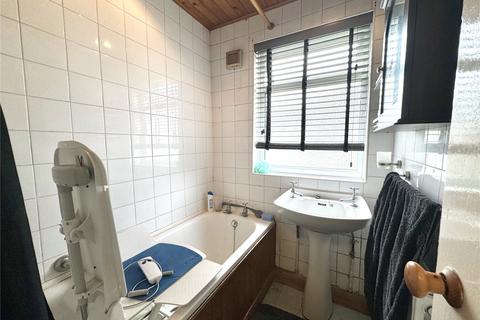105 Kirkham Street, London, SE18 2EL