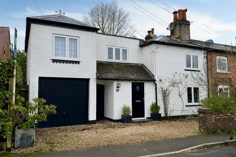 5 bedroom end of terrace house for sale, Godalming