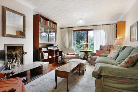 4 Champneys Walk, Cambridge, CB3 9AW