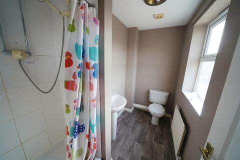 1 Blackhall Close, Kingswood, Hull, HU7 3HN
