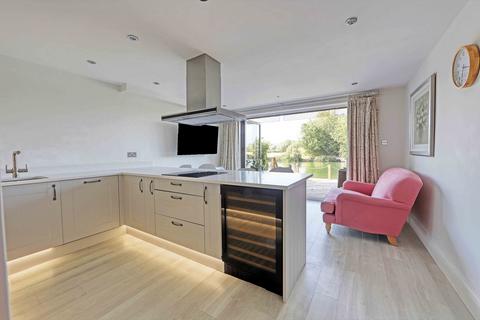 3 bedroom terraced house for sale, Temple Mill Island, Marlow, SL7