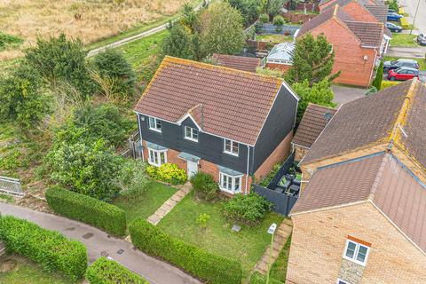 4 bedroom detached house for sale, Ivy Walk, Hatfield, AL10