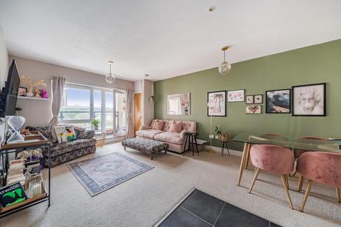 1 bedroom flat for sale, Sunbury-On-Thames,  Surrey,  TW16