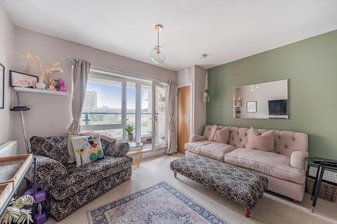 1 bedroom flat for sale, Sunbury-On-Thames,  Surrey,  TW16