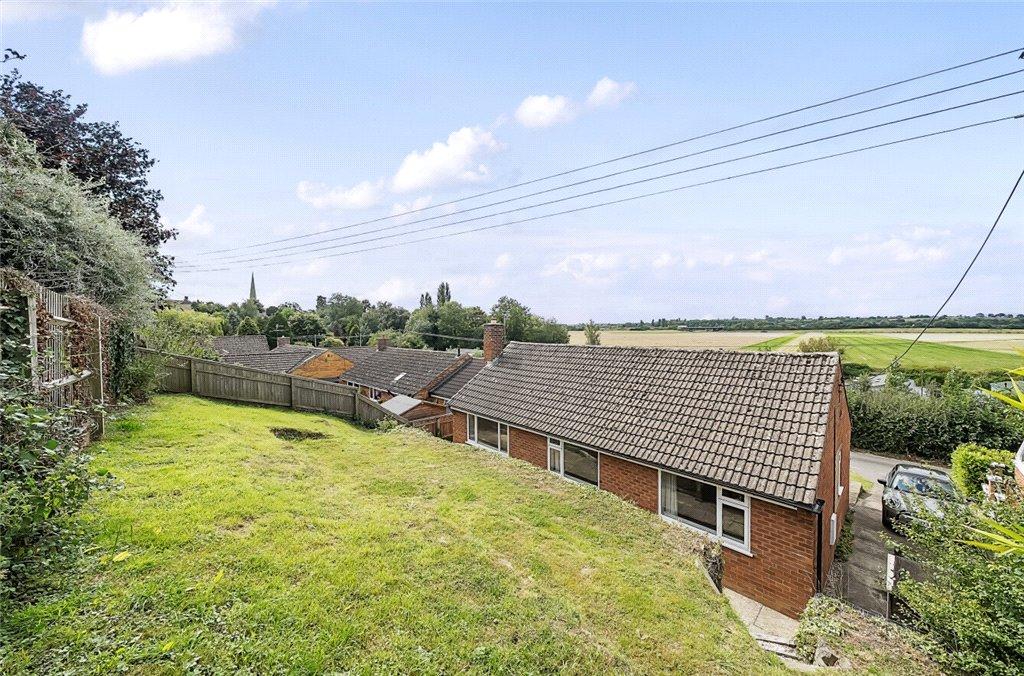 Dock Lane, Bredon, Tewkesbury 2 bed bungalow for sale £325,000