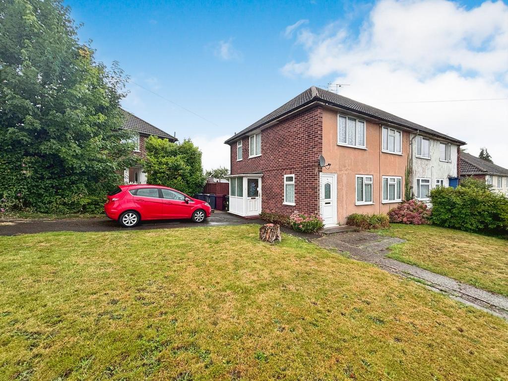 Romany Lane, Tilehurst, Reading, RG30 2 bed for sale £140,000