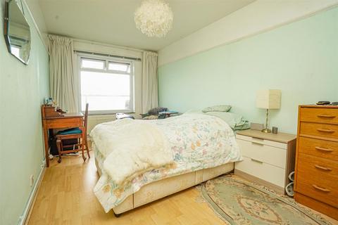 1 bedroom flat for sale, Grand Parade, St. Leonards-On-Sea