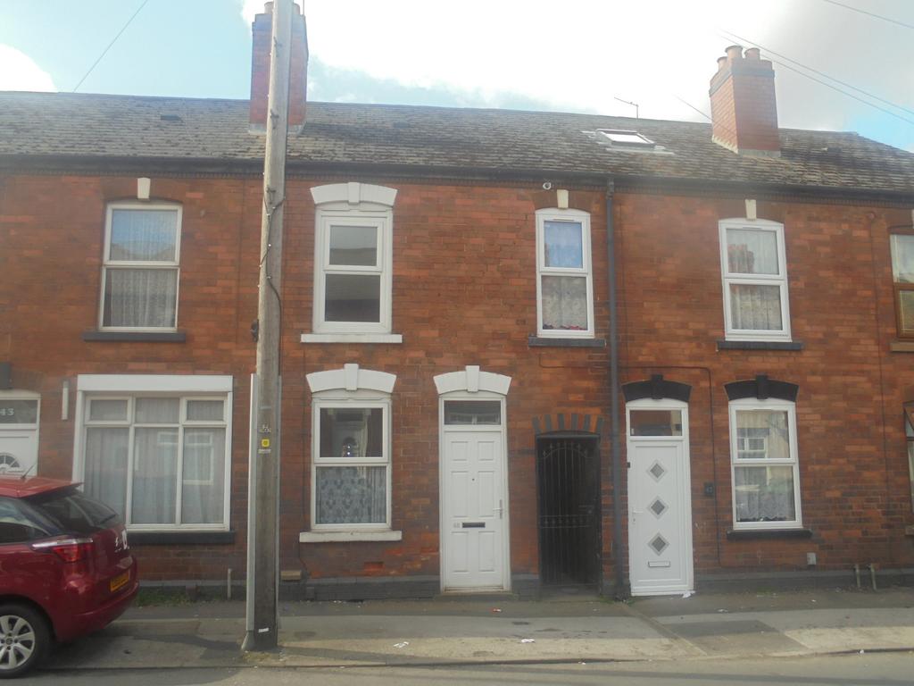 Bentley Lane, Walsall 2 bed terraced house to rent £895 pcm (£207 pw)