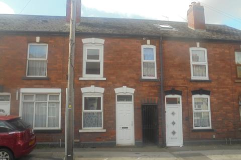 2 bedroom terraced house to rent, Bentley Lane, Walsall