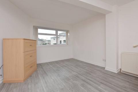 16 Bellevue Gardens, Edinburgh, EH7 4JX