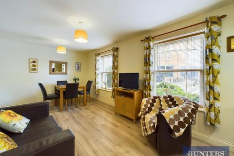 1 bedroom apartment for sale, Sunrise Drive, The Bay, Filey