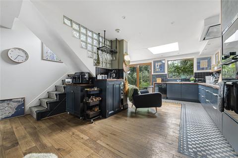 4 bedroom end of terrace house for sale, Cranfield Road, London, SE4