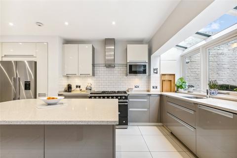 5 bedroom terraced house for sale, Broomwood Road, SW11