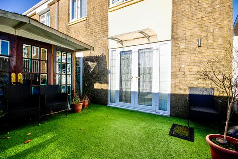 25 Bryn Coch, Beaufort, Ebbw Vale, NP23 5DT