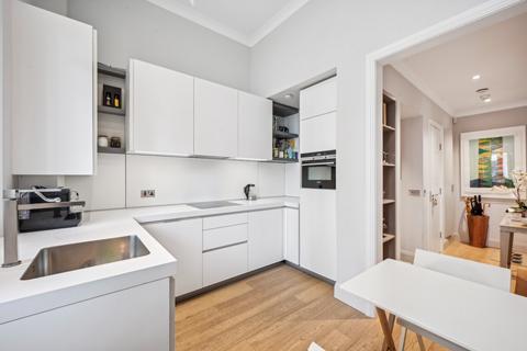 2 bedroom flat for sale, Tregunter Road, Chelsea, London