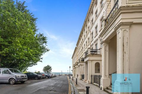 3 bedroom apartment for sale, Adelaide Crescent, Hove, BN3