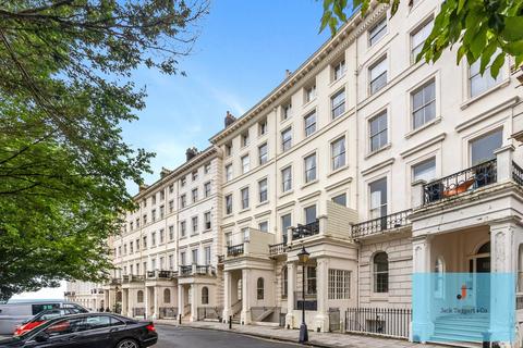 3 bedroom apartment for sale, Adelaide Crescent, Hove, BN3