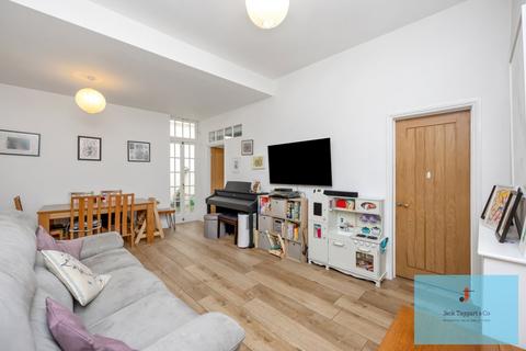 3 bedroom apartment for sale, Adelaide Crescent, Hove, BN3