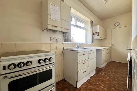 3 bedroom semi-detached bungalow for sale, Hob Lane, Crosland Moor, Huddersfield