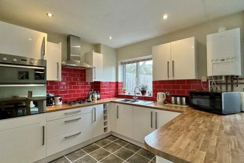 3 bedroom terraced house for sale, Hosegood Way, Kingsteignton, Newton Abbot