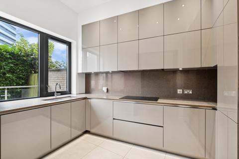 5 bedroom end of terrace house for sale, Gunnersbury Mews, London