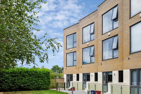 5 bedroom end of terrace house for sale, Gunnersbury Mews, London, W4