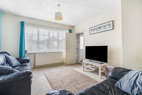 18 The Glade, Coulsdon, CR5 1SL