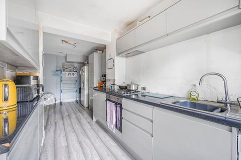 18 The Glade, Coulsdon, CR5 1SL