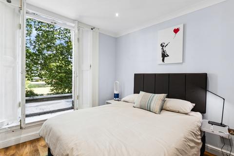 2 bedroom flat to rent, Arundel Square, Islington