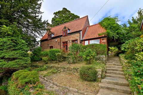 3 bedroom detached house for sale, Cudnall Street, Charlton Kings, Cheltenham, Gloucestershire, GL53