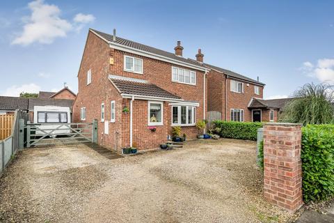 3 bedroom detached house for sale, Bird Lane, Hensall