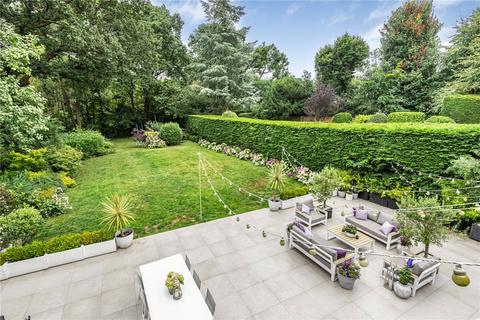 34 Commonside, Keston, BR2 6BS