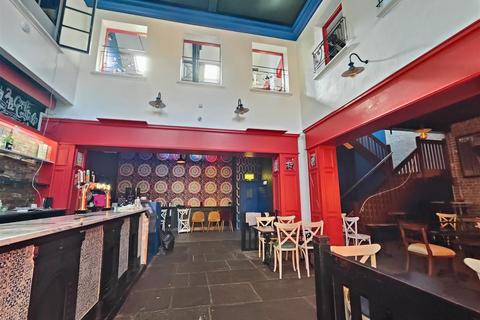 Restaurant to rent, Queen Anne Street, Southport