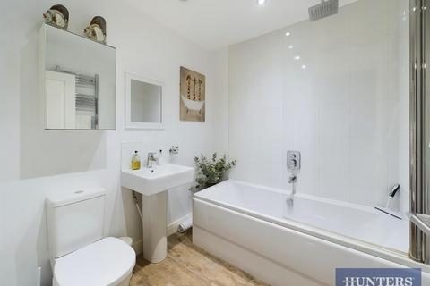 2 bedroom terraced house for sale, Trinity Way, The Bay, Filey