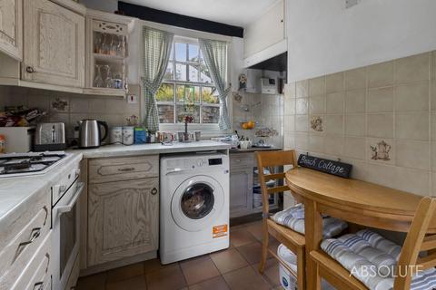 3 bedroom cottage for sale, Roundham Road, Paignton, TQ4