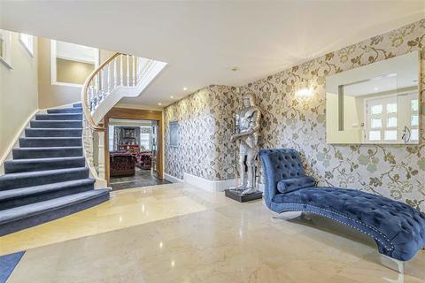 6 bedroom detached house for sale, Aldenham Road, Letchmore Heath WD25