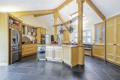 6 bedroom detached house for sale, Aldenham Road, Letchmore Heath WD25