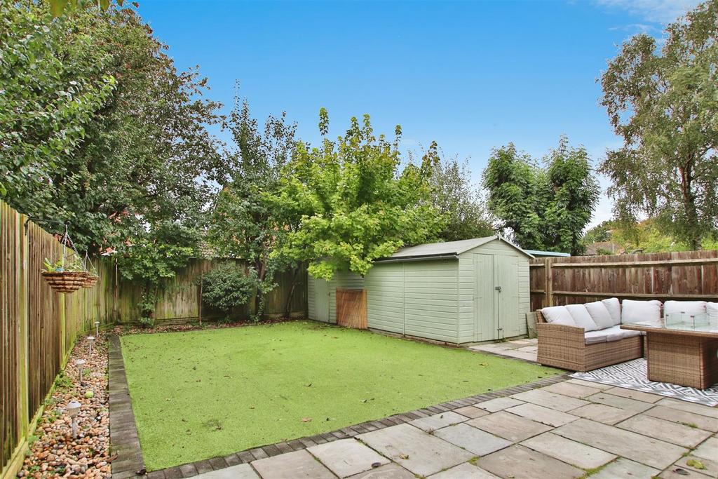 Southampton Road, Park Gate 3 bed detached house for sale £500,000